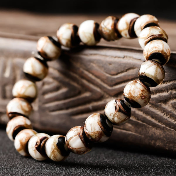 Wisdom White Ash-Glass Bead Bracelet