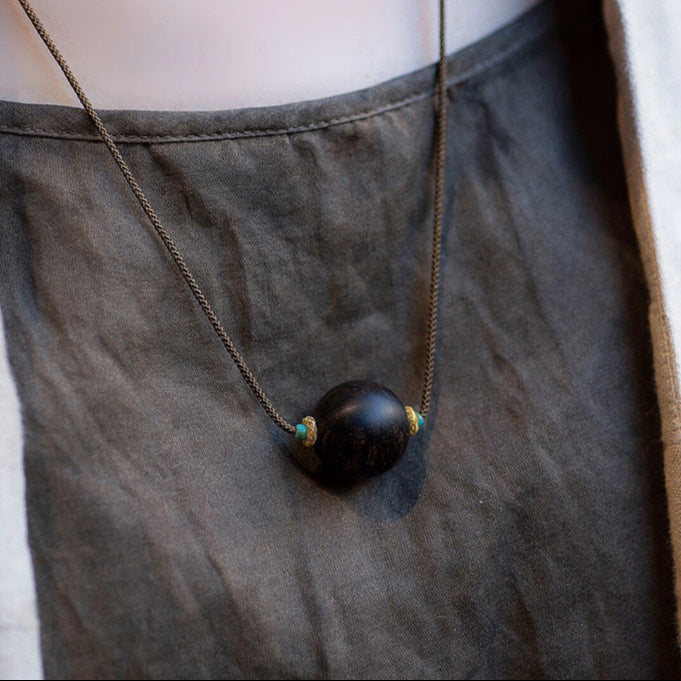 Qinan Agarwood Single-Bead Pendant – New Chinese Style Talisman