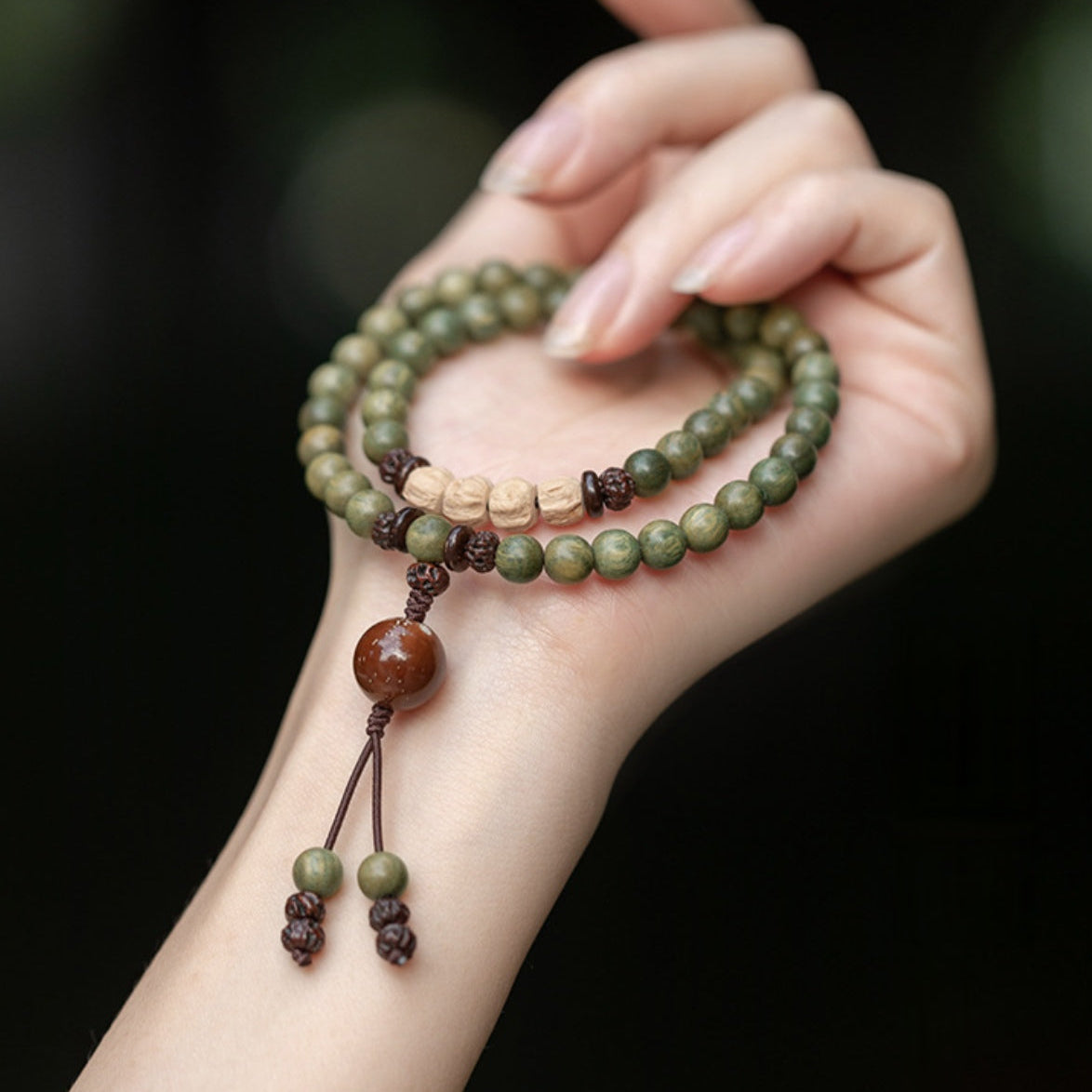 Green Sandalwood Double-Wrap Mala Bracelet with Bodhi Accents – Protection & Mindfulness