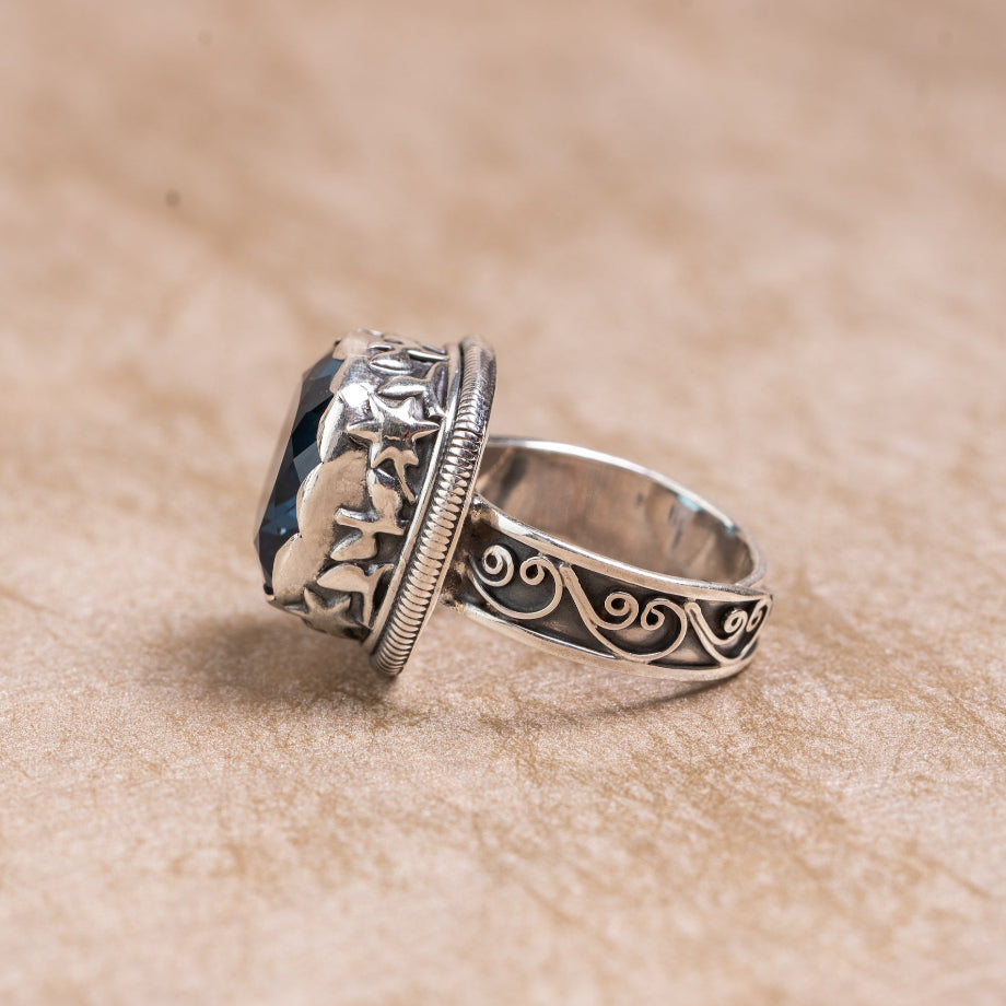 Blue Topaz 925 Sterling Silver Ring – Calm & Communication