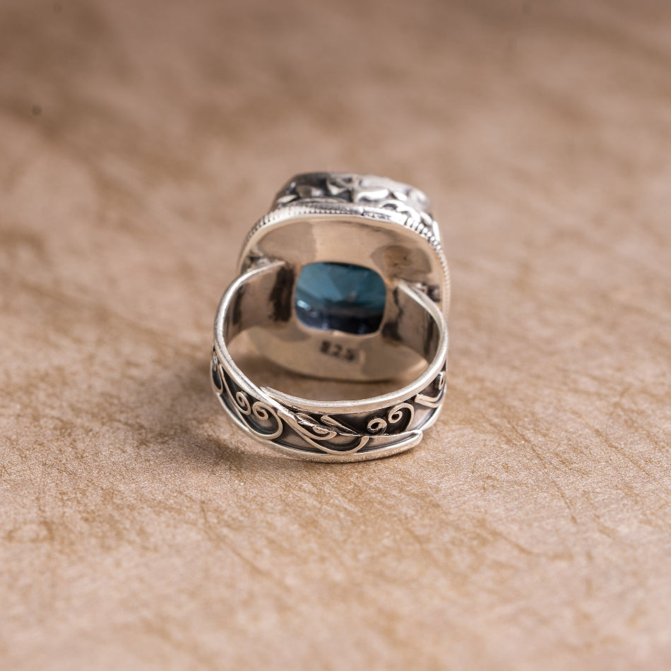 Blue Topaz 925 Sterling Silver Ring – Calm & Communication