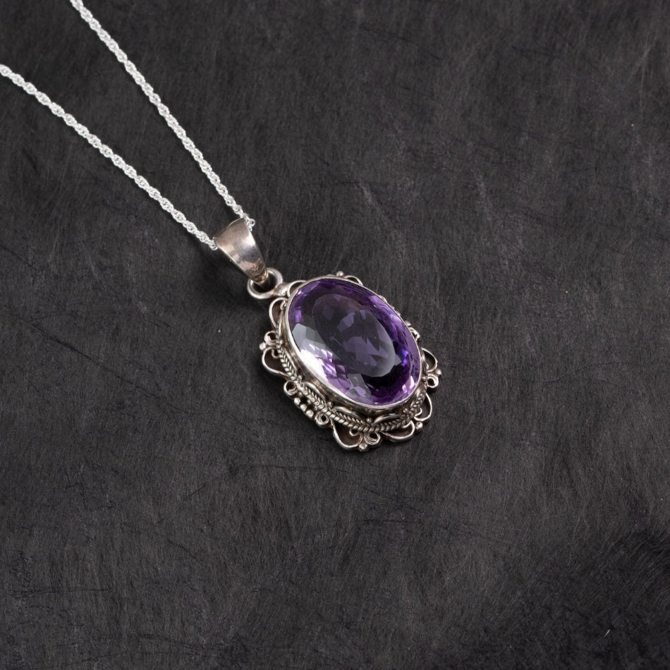 Royal Amethyst Silver Filigree Pendant – Clarity & Calm