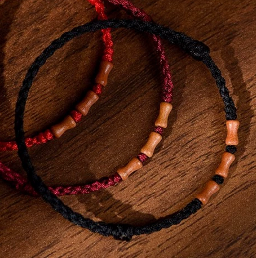 Peachwood Bamboo Red String Bracelet – Minimal Talisman (3 Colors)